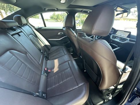 Used 2020 BMW 330i Sedan RWD image 11
