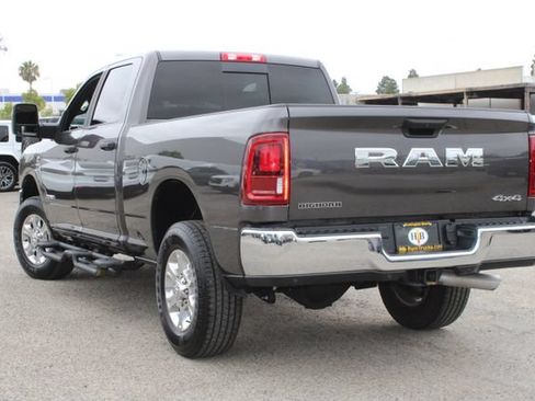 Used 2025 RAM 3500 Big Horn AWD/4WD image 3