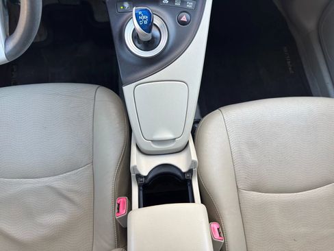 Used 2011 Toyota Prius Two image 21