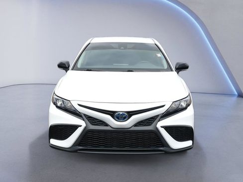 Used 2023 Toyota Camry SE w/ Convenience Package FWD image 10