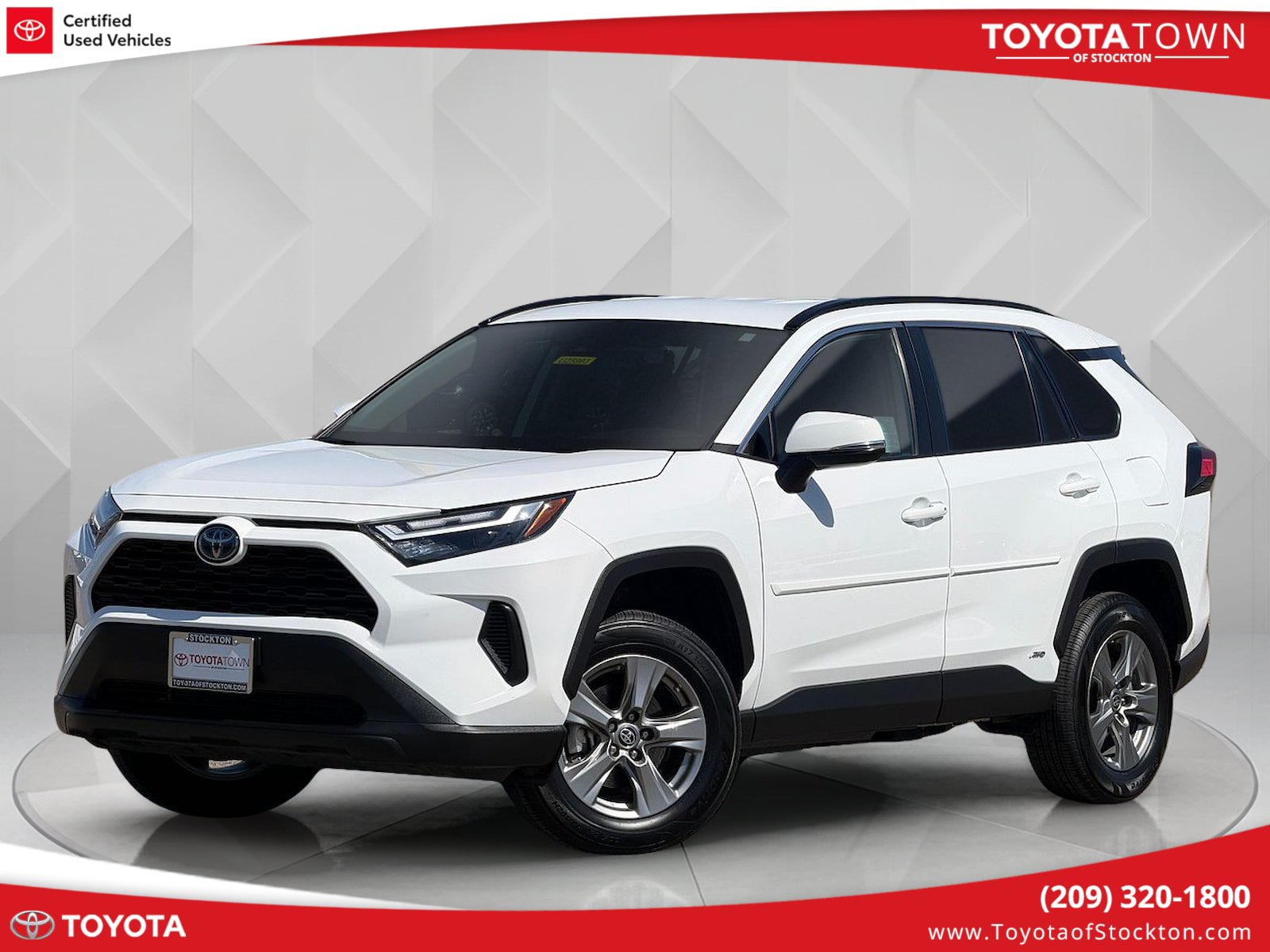 Certified 2024 Toyota RAV4 LE AWD/4WD image 1