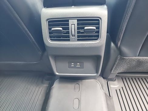 Used 2023 Nissan Rogue SV w/ SV Premium B Package AWD/4WD image 30