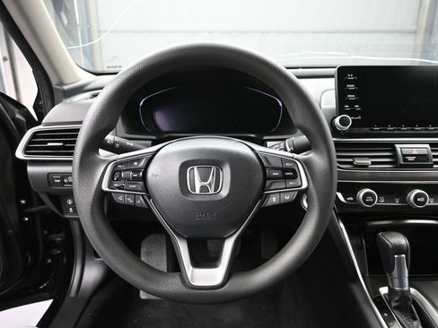 Used 2019 Honda Accord LX image 16