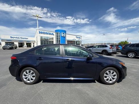 Used 2025 Toyota Corolla LE FWD image 3