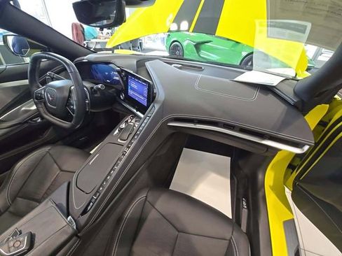 Used 2021 Chevrolet Corvette Stingray Preferred Cpe w/ Z51 Performance Package RWD image 14