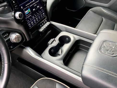 Used 2021 RAM 1500 Laramie RWD image 15