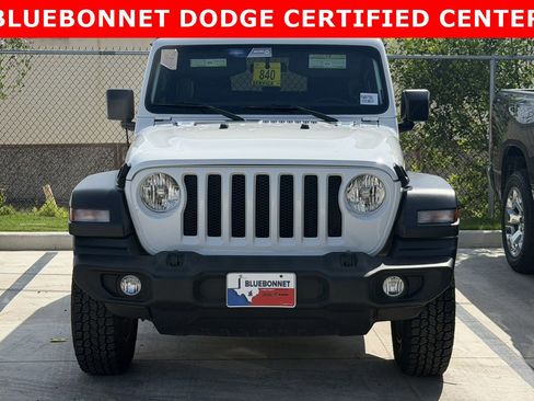 Used 2023 Jeep Wrangler Sport AWD/4WD image 2