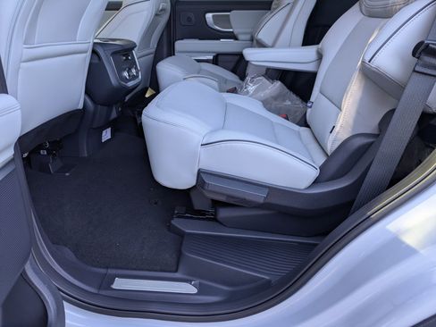 New 2025 Ford Expedition Platinum w/ Platinum Ultimate Package image 29