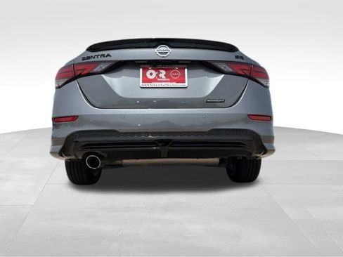 Used 2023 Nissan Sentra SR w/ Midnight Edition Package FWD image 11