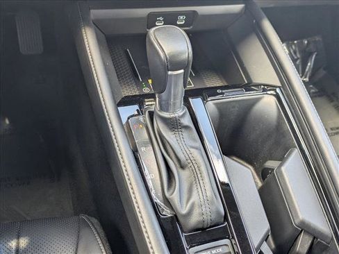 Used 2024 Honda Accord Touring image 12