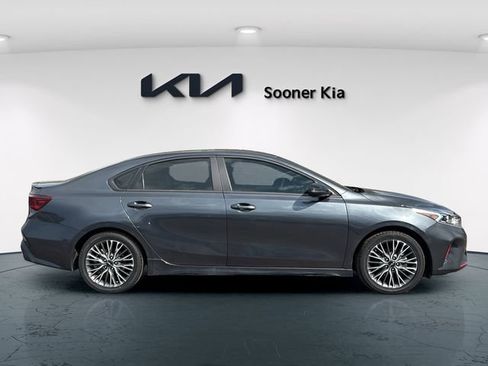 Used 2024 Kia Forte GT-Line w/ GT-Line Premium Package FWD image 7