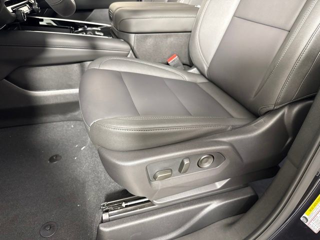 New 2026 Chevrolet Tahoe Z71 w/ Z71 Off-Road Package AWD/4WD image 10
