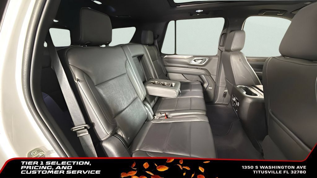 Used 2022 Chevrolet Tahoe Z71 w/ Luxury Package AWD/4WD image 31