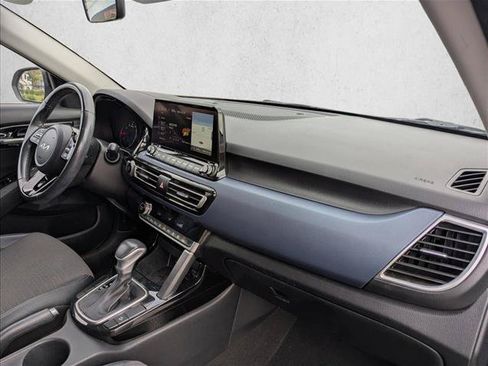 Used 2023 Kia Seltos S w/ Navigation Package FWD image 27