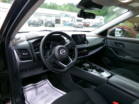 Used 2023 Nissan Rogue S FWD image 11