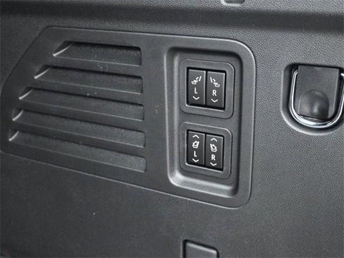 New 2026 Chevrolet Traverse High Country w/ LPO, Floor Liner Package image 38