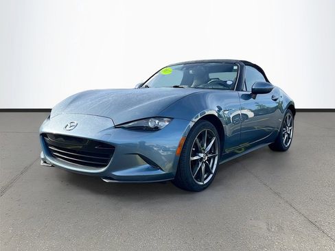 Used 2017 MAZDA MX-5 Miata Grand Touring image 3