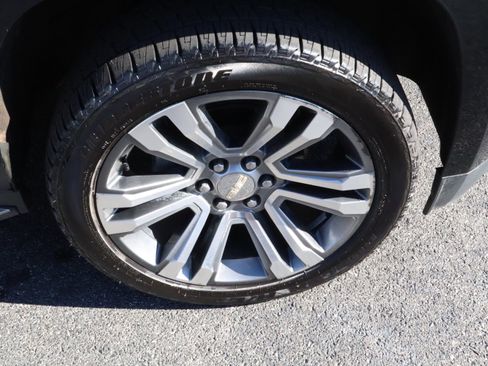 Used 2019 GMC Yukon XL Denali w/ Open Road Package image 13