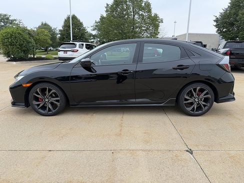 Used 2017 Honda Civic Sport image 3