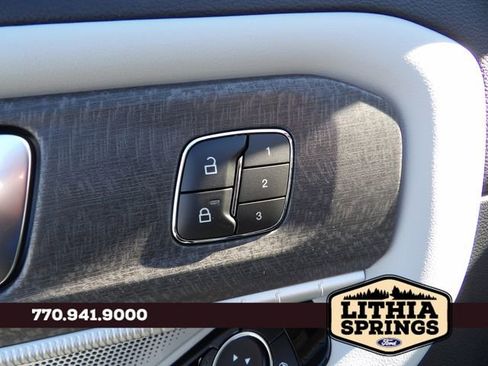 New 2026 Ford Explorer Platinum w/ LUX Leather Package AWD/4WD image 25
