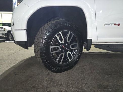 Used 2023 GMC Sierra 1500 AT4 w/ AT4 Premium Package image 31