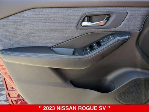 Used 2023 Nissan Rogue SV AWD/4WD image 11