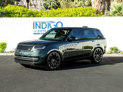 Used 2025 Land Rover Range Rover SE AWD/4WD image 1