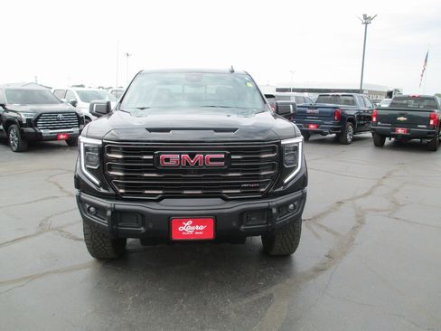 Certified 2024 GMC Sierra 1500 AT4X image 11