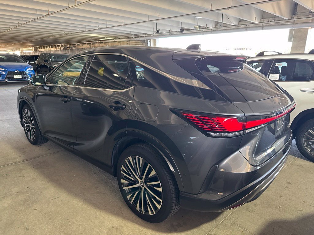 Used 2025 Lexus RX 350 Premium Plus w/ Convenience Package AWD/4WD image 4