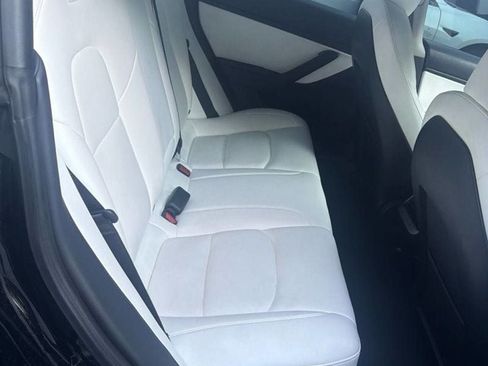 Used 2021 Tesla Model 3 Standard Range Plus RWD image 2