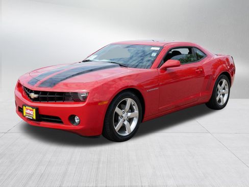 Used 2012 Chevrolet Camaro LT RWD image 3