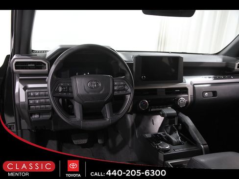 Certified 2026 Toyota Tacoma SR5 AWD/4WD image 6