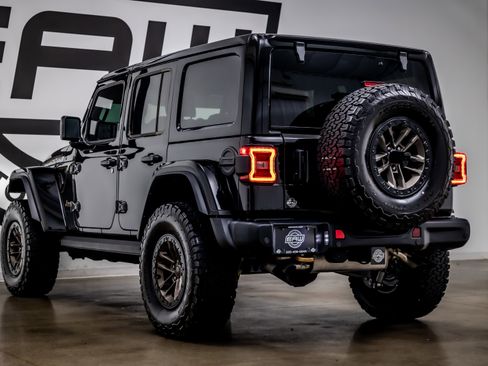 Used 2024 Jeep Wrangler Unlimited Rubicon 392 AWD/4WD image 39
