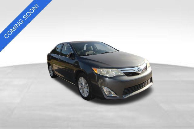 Used 2012 Toyota Camry XLE FWD image 1