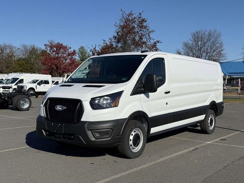 New 2026 Ford Transit 250 Low Roof w/ Load Area Protection Package RWD image 7