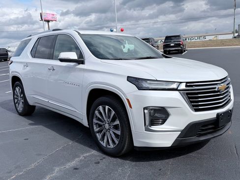 Used 2023 Chevrolet Traverse Premier w/ LPO, Floor Liner Package image 2