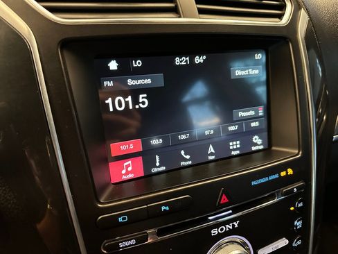 Used 2018 Ford Explorer Sport w/ Equipment Group 401A AWD/4WD image 13
