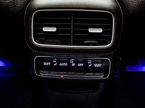 Used 2022 Mercedes-Benz GLS 580 4MATIC image 20