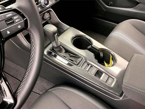 Certified 2025 Honda Civic Sport image 15