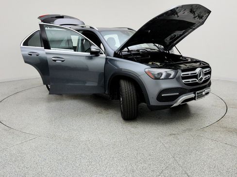 Certified 2022 Mercedes-Benz GLE 350 w/ Premium Package image 12