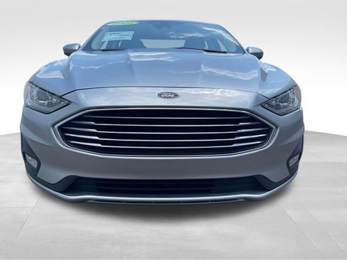 Used 2020 Ford Fusion SE w/ Equipment Group 151A FWD image 8