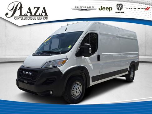 Used 2025 RAM ProMaster 2500 w/ Convenience Group FWD image 1