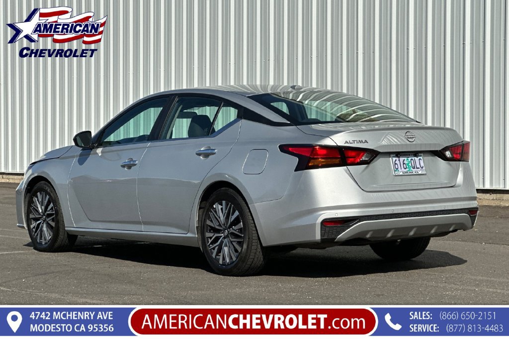 Used 2025 Nissan Altima 2.5 SV FWD image 6