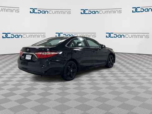 Used 2016 Toyota Camry LE image 8