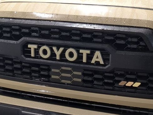 Used 2019 Toyota Tacoma SR5 image 19
