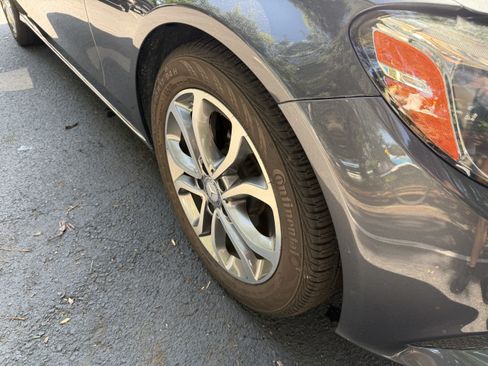 Used 2016 Mercedes-Benz C 300 Sedan image 11