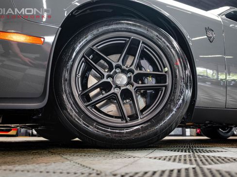 Used 2023 Dodge Challenger SRT Hellcat Redeye RWD image 9