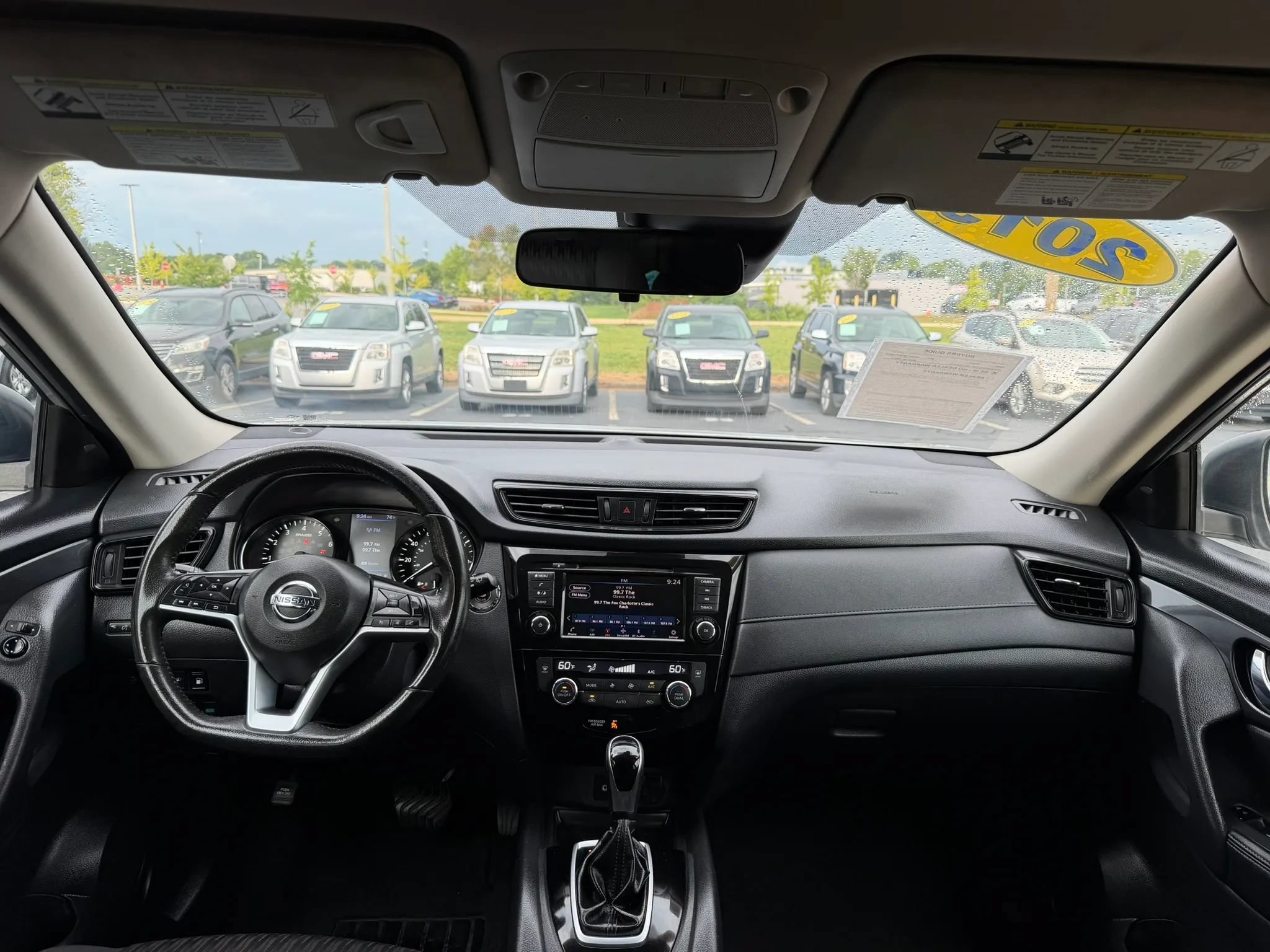 Used 2019 Nissan Rogue SV FWD image 20
