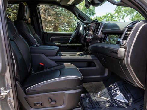 New 2026 RAM 3500 Limited AWD/4WD image 42