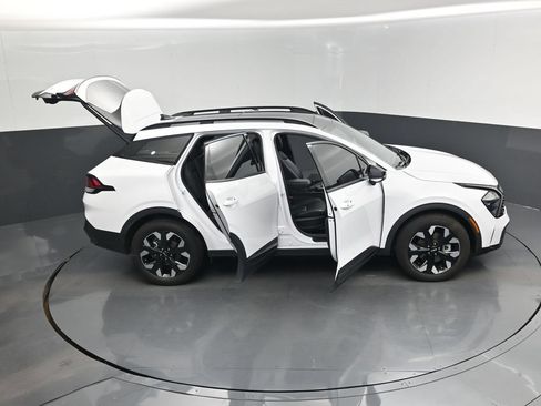 Certified 2023 Kia Sportage X-Line w/ X-Line Premium Package AWD/4WD image 18